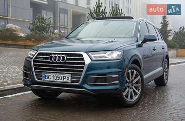 Внедорожник / Кроссовер Audi Q7 2018 в 