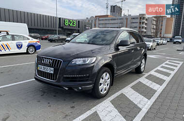 Позашляховик / Кросовер Audi Q7 2013 в Києві