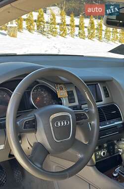 Внедорожник / Кроссовер Audi Q7 2010 в Косове