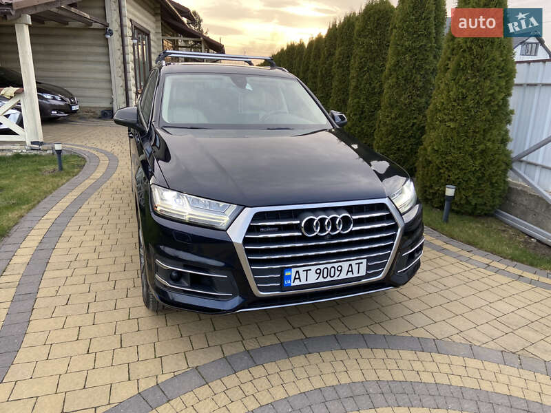 Внедорожник / Кроссовер Audi Q7 2017 в Ивано-Франковске