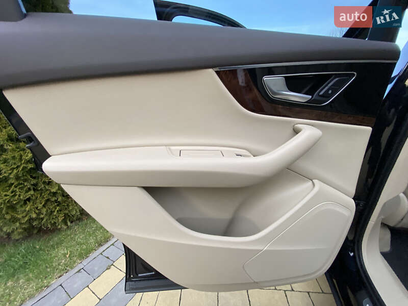 Внедорожник / Кроссовер Audi Q7 2017 в Ивано-Франковске