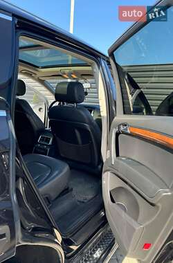 Внедорожник / Кроссовер Audi Q7 2012 в 