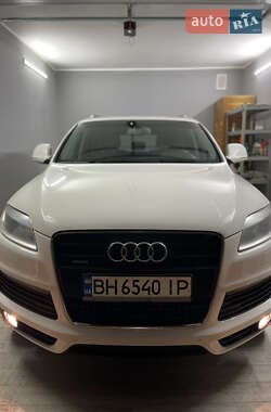 Позашляховик / Кросовер Audi Q7 2009 в Білгороді-Дністровському