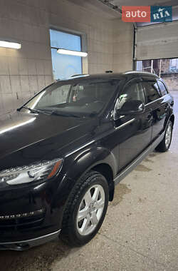 Внедорожник / Кроссовер Audi Q7 2013 в 