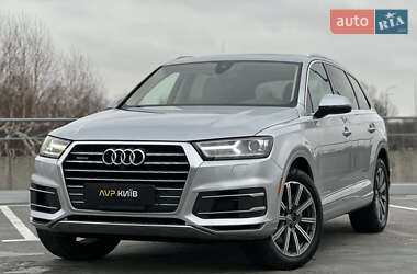 Позашляховик / Кросовер Audi Q7 2017 в Києві