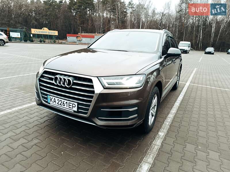 Позашляховик / Кросовер Audi Q7 2017 в Чернігові фото 5 Позашляховик / Кросовер Audi Q7 2017 в Чернігові