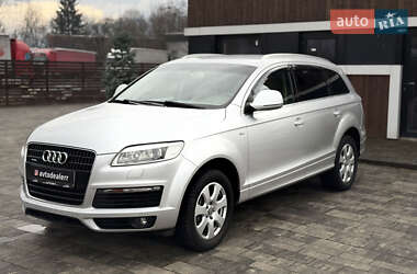 Внедорожник / Кроссовер Audi Q7 2007 в Тячеве