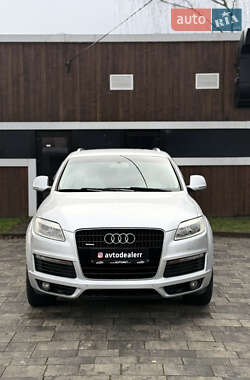 Внедорожник / Кроссовер Audi Q7 2007 в Тячеве