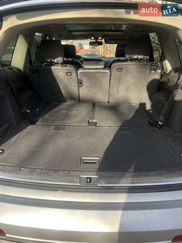 Позашляховик / Кросовер Audi Q7 2011 в Томашполі