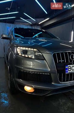 Позашляховик / Кросовер Audi Q7 2015 в Львові