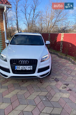 Внедорожник / Кроссовер Audi Q7 2014 в Врадиевке