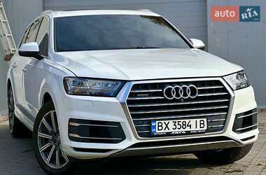 Внедорожник / Кроссовер Audi Q7 2018 в Тернополе