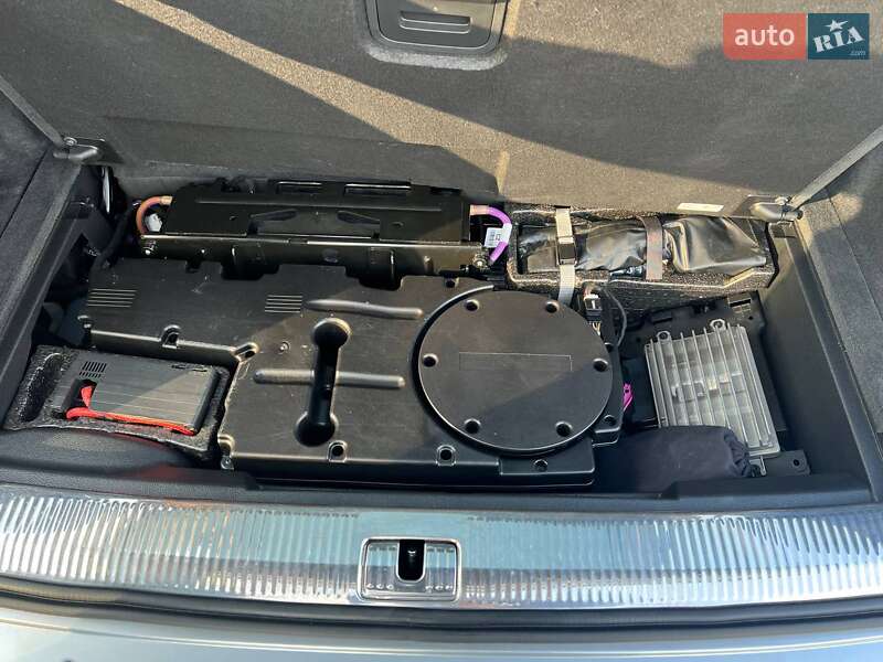 Внедорожник / Кроссовер Audi Q7 2021 в Киеве