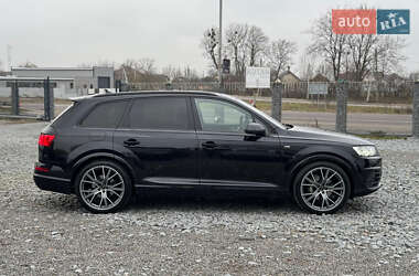 Внедорожник / Кроссовер Audi Q7 2018 в Ужгороде