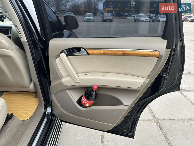 Внедорожник / Кроссовер Audi Q7 2009 в Кропивницком