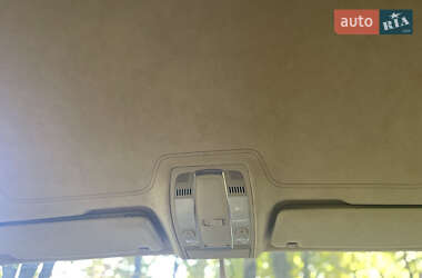Внедорожник / Кроссовер Audi Q7 2010 в 