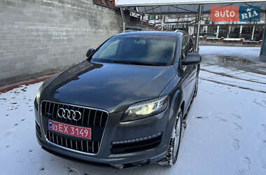 Позашляховик / Кросовер Audi Q7 2013 в Рівному