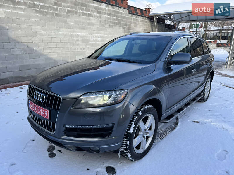 Позашляховик / Кросовер Audi Q7 2013 в Рівному