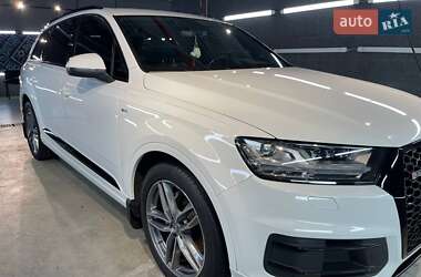 Позашляховик / Кросовер Audi Q7 2017 в Миколаївському