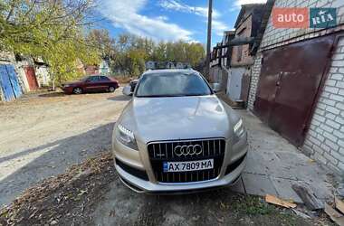 Внедорожник / Кроссовер Audi Q7 2007 в Змиеве