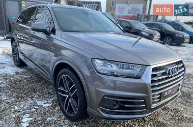 Позашляховик / Кросовер Audi Q7 2017 в Коломиї