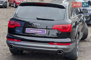 Внедорожник / Кроссовер Audi Q7 2013 в 