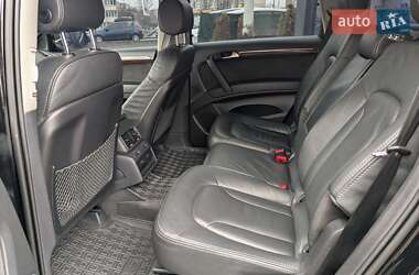 Внедорожник / Кроссовер Audi Q7 2013 в 