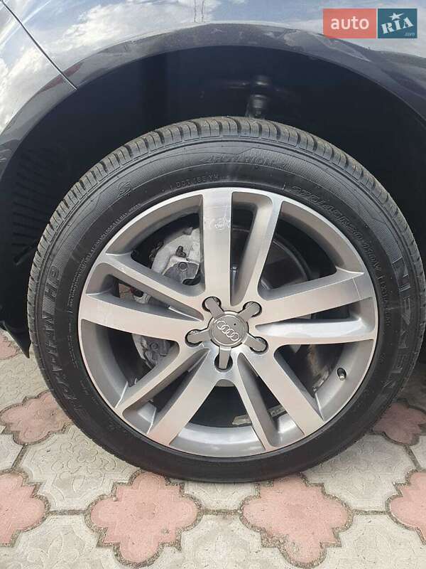 Позашляховик / Кросовер Audi Q7 2013 в Миколаєві