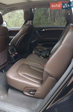 Внедорожник / Кроссовер Audi Q7 2013 в 