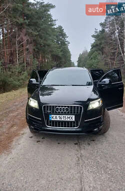 Внедорожник / Кроссовер Audi Q7 2013 в 