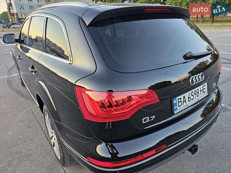 Внедорожник / Кроссовер Audi Q7 2013 в Кропивницком