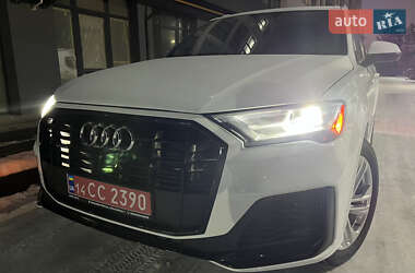 Внедорожник / Кроссовер Audi Q7 2020 в Новояворовске