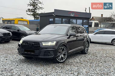 Позашляховик / Кросовер Audi Q7 2018 в Ужгороді