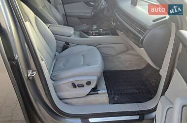 Внедорожник / Кроссовер Audi Q7 2016 в Хмельницком