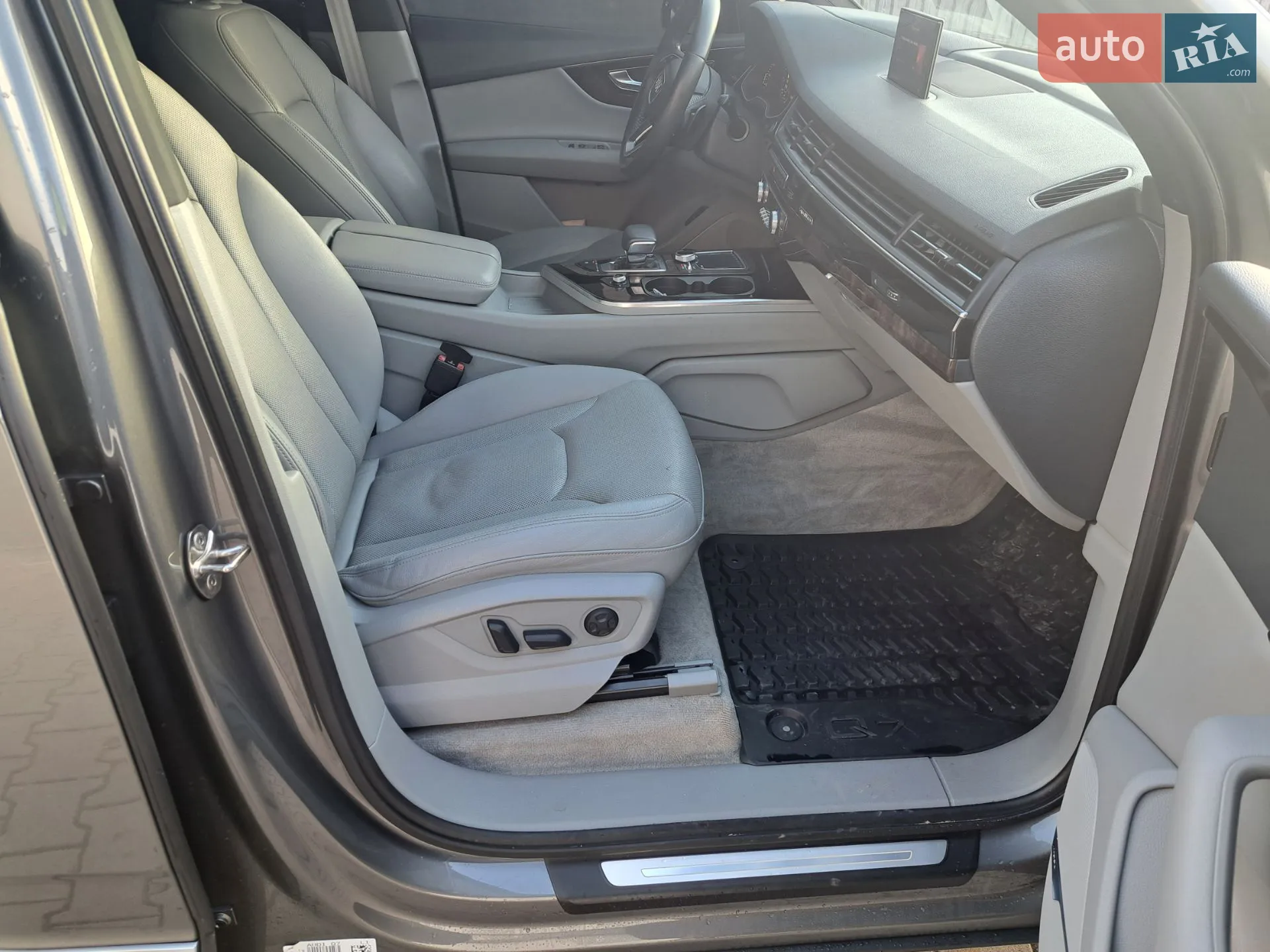 2016 Audi Q7 - мініатюра 13