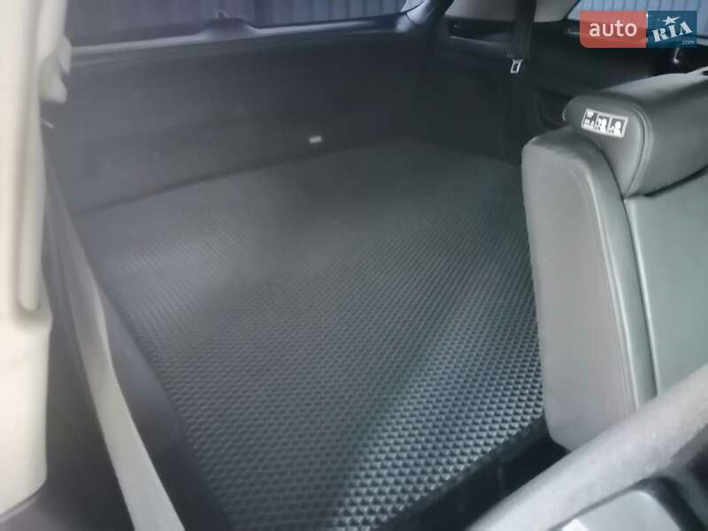 Внедорожник / Кроссовер Audi Q7 2013 в Луцке