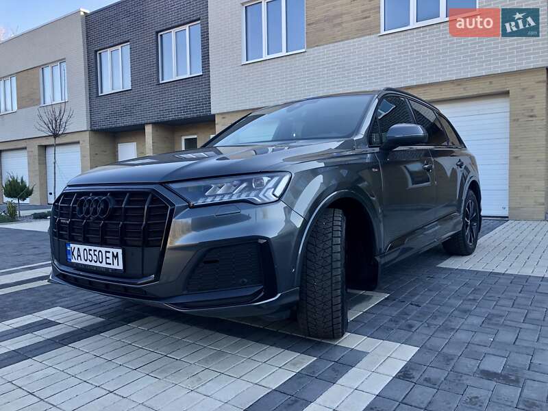 Позашляховик / Кросовер Audi Q7 2021 в Кропивницькому