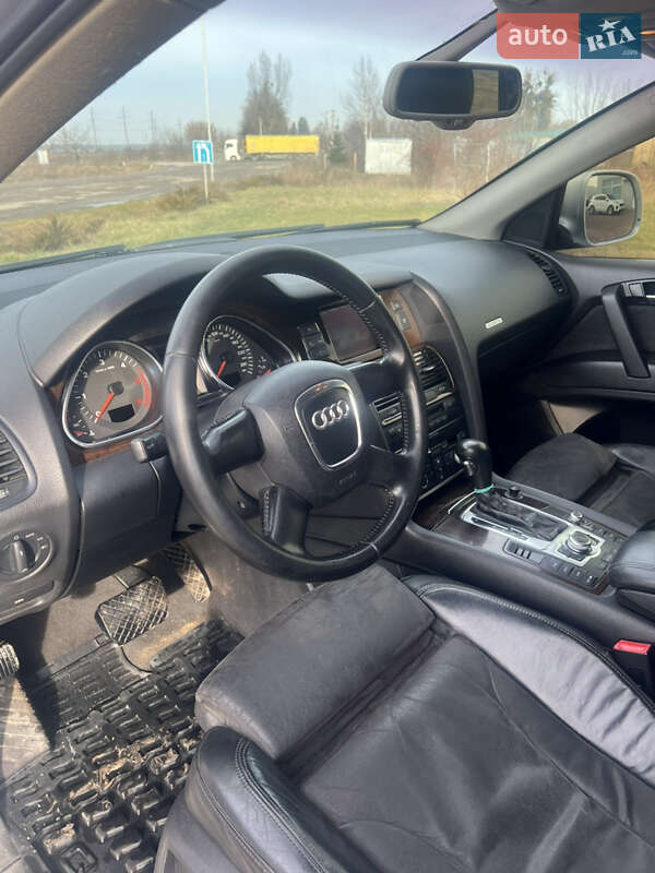 Позашляховик / Кросовер Audi Q7 2008 в Кременці