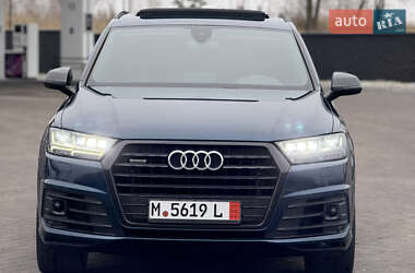 Позашляховик / Кросовер Audi Q7 2019 в Рівному