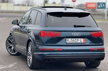 Позашляховик / Кросовер Audi Q7 2019 в Рівному