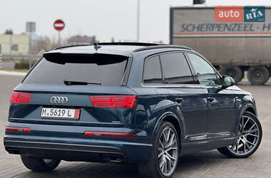 Позашляховик / Кросовер Audi Q7 2019 в Рівному