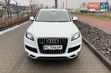 Внедорожник / Кроссовер Audi Q7 2013 в Луцке