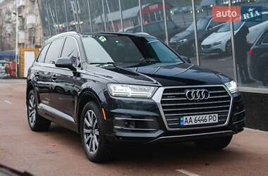 Позашляховик / Кросовер Audi Q7 2017 в Києві