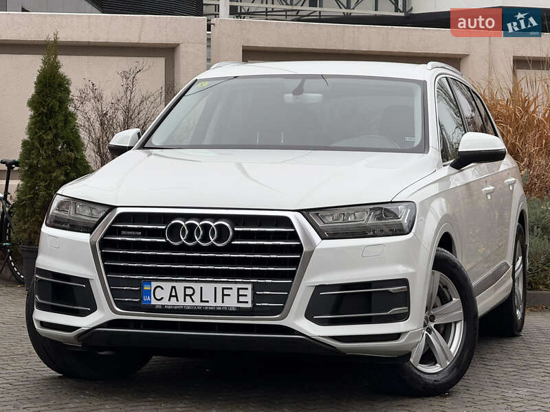 Внедорожник / Кроссовер Audi Q7 2015 в Одессе