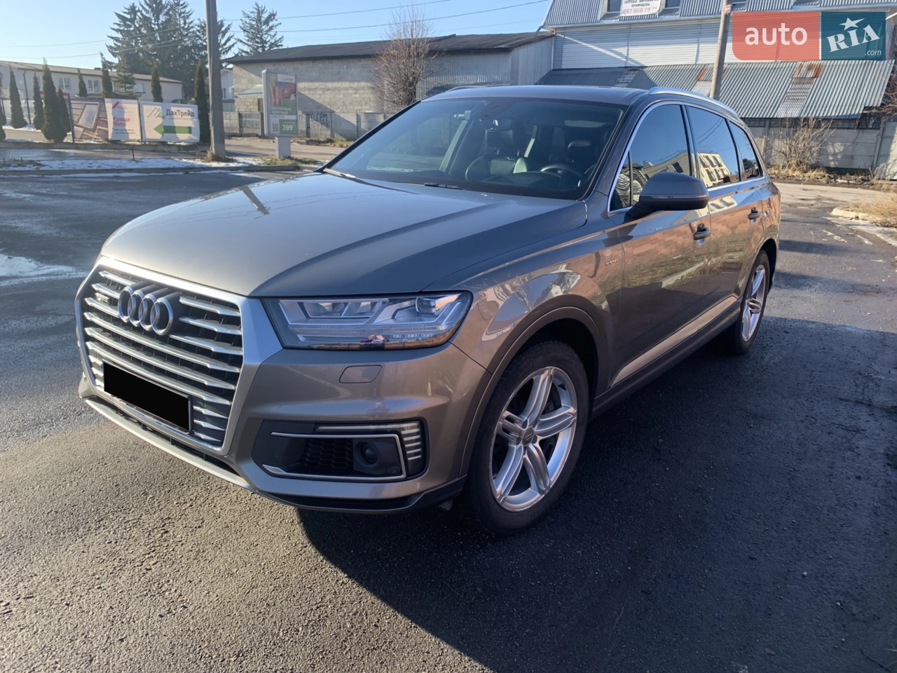 Audi Q7 E-tron S-line, Plug-in hybrid/дизель 3.0, 2016р.
Максимальна комплектація, авто в хорошому стані, реальному покупцю торг. 