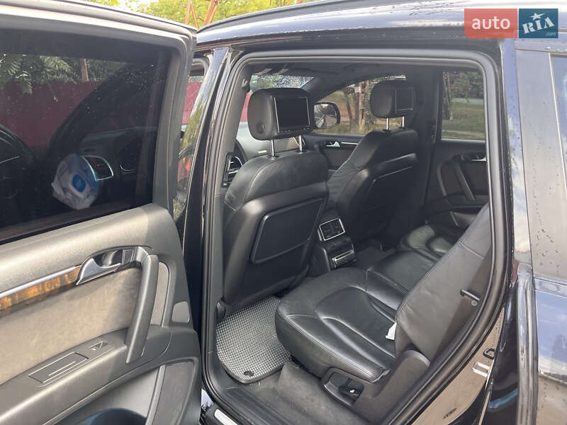 Позашляховик / Кросовер Audi Q7 2009 в Новоукраїнці