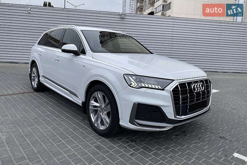 Audi Q7 2021