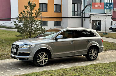 Внедорожник / Кроссовер Audi Q7 2007 в Ровно