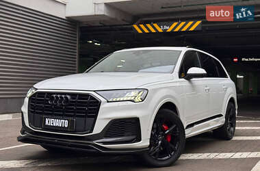 Позашляховик / Кросовер Audi Q7 2019 в Києві