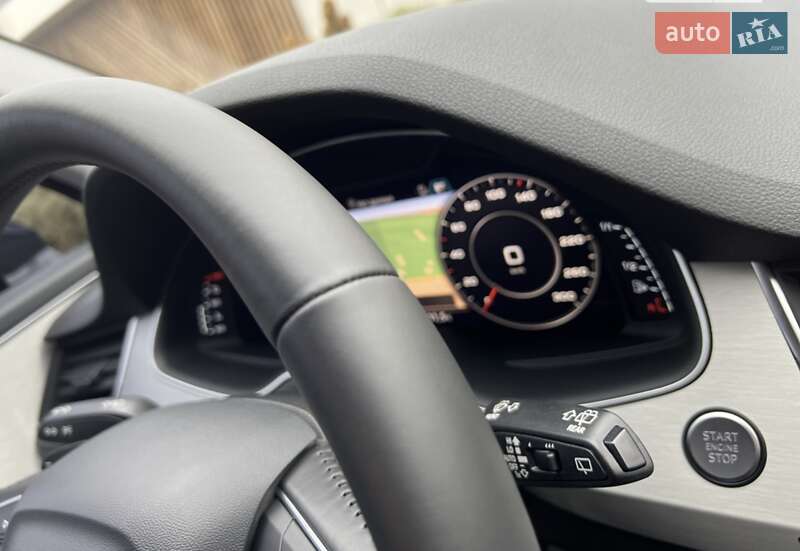 Внедорожник / Кроссовер Audi Q7 2015 в Киеве